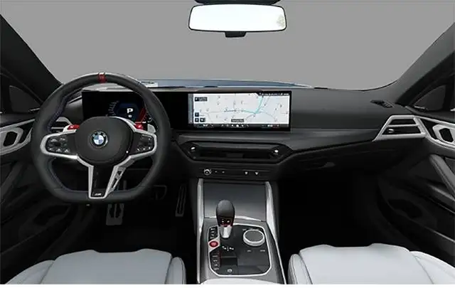 BMW M4 view 6