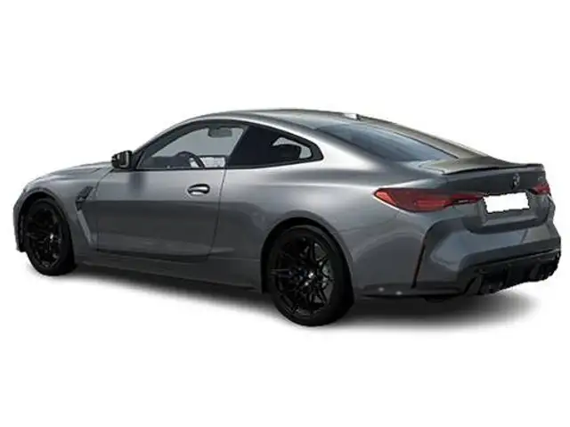 BMW M4 view 2