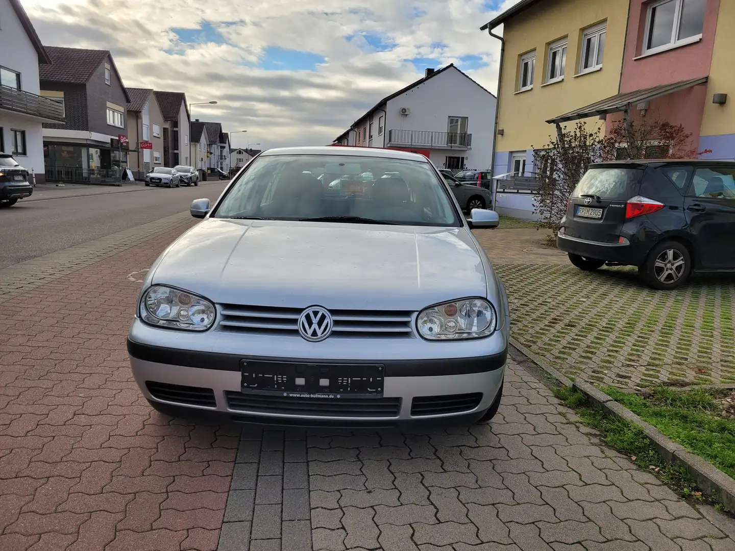 Volkswagen Golf Golf IV 1.6 Automatik Edition Silber - 1