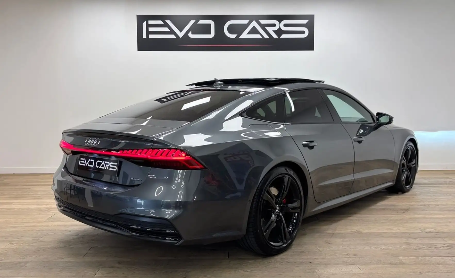 Audi A7 55 TFSIE 367 ch S-line Quattro / Bang&Olufsen / Caméra 360° / Attelage / TO Gris - 2