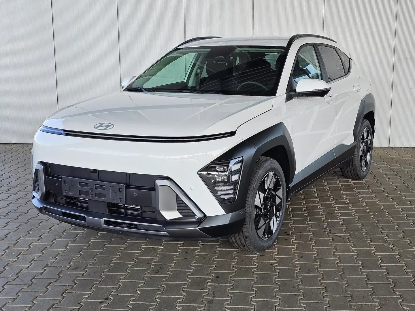 Hyundai KONA Trend 1.6 GDI 2WD HEV / Navi 360° Kam. ACC Keyl... Weiß - 1