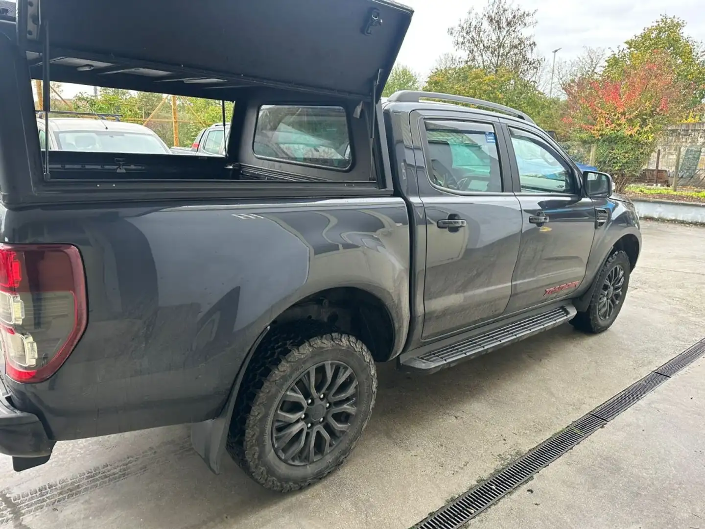 Ford Ranger 2.0 ECOBLUE 213 CV BVA10 Thunder Double Cabine 4x4 Grijs - 2