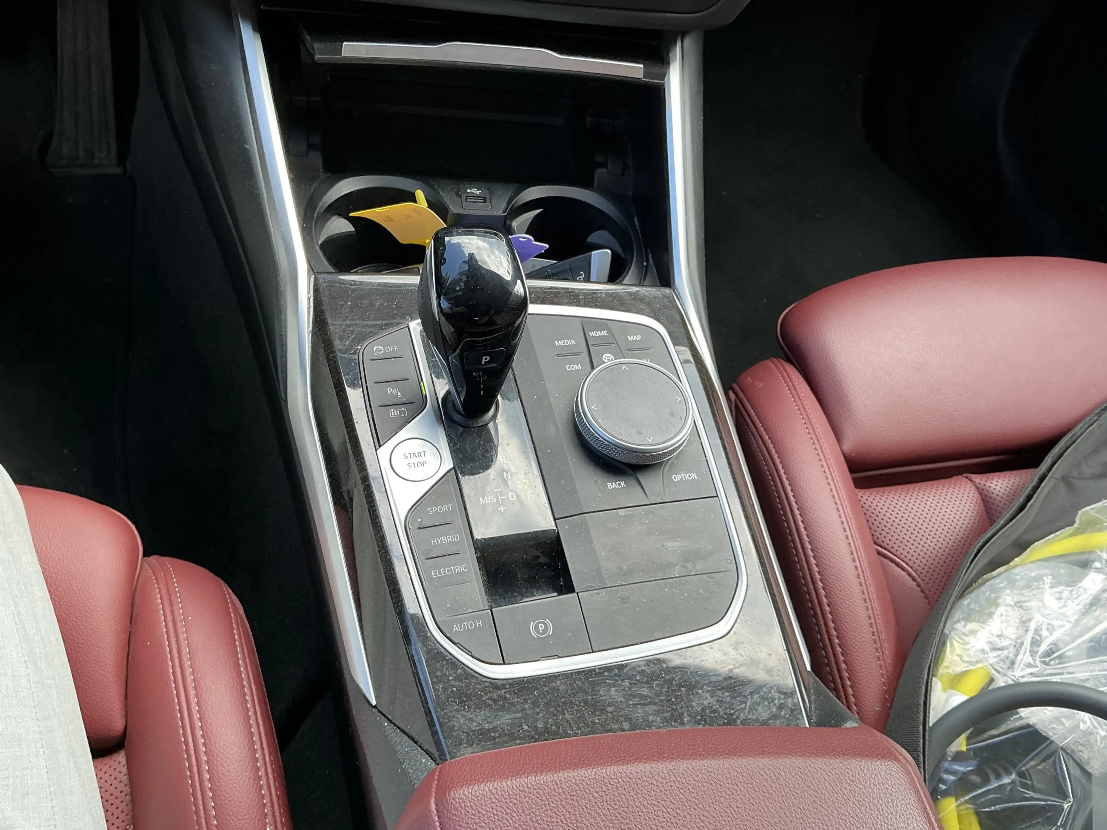 BMW 330 e Luxury Line R.Cam Leder Ambiente SHZ LED — photo 15