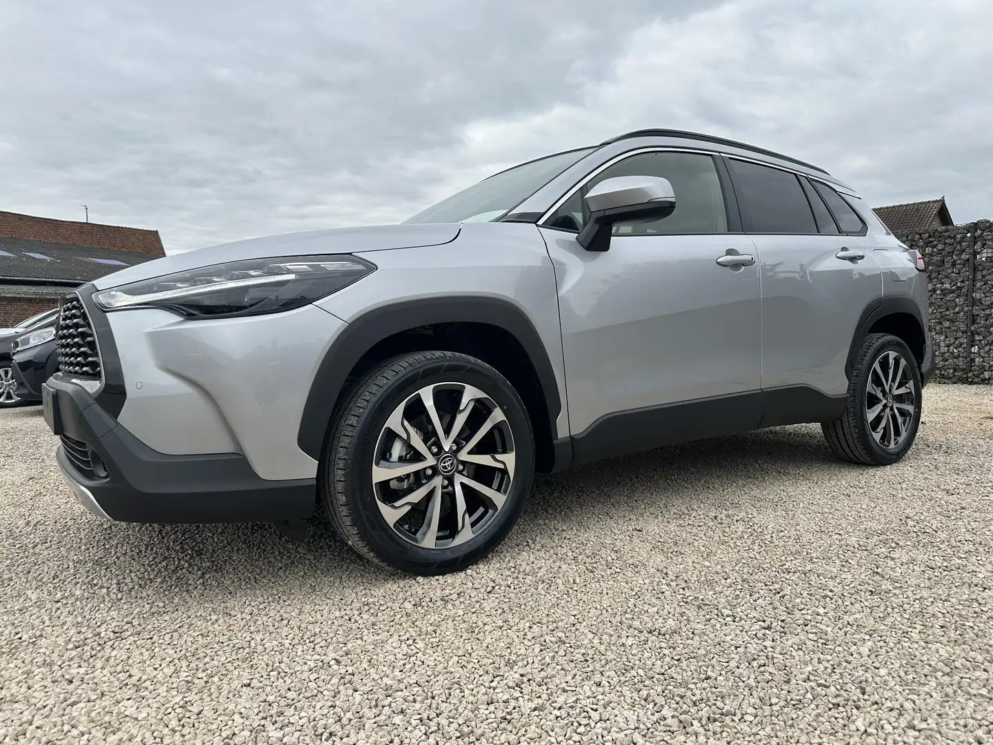Toyota Corolla Cross Style Gris - 1