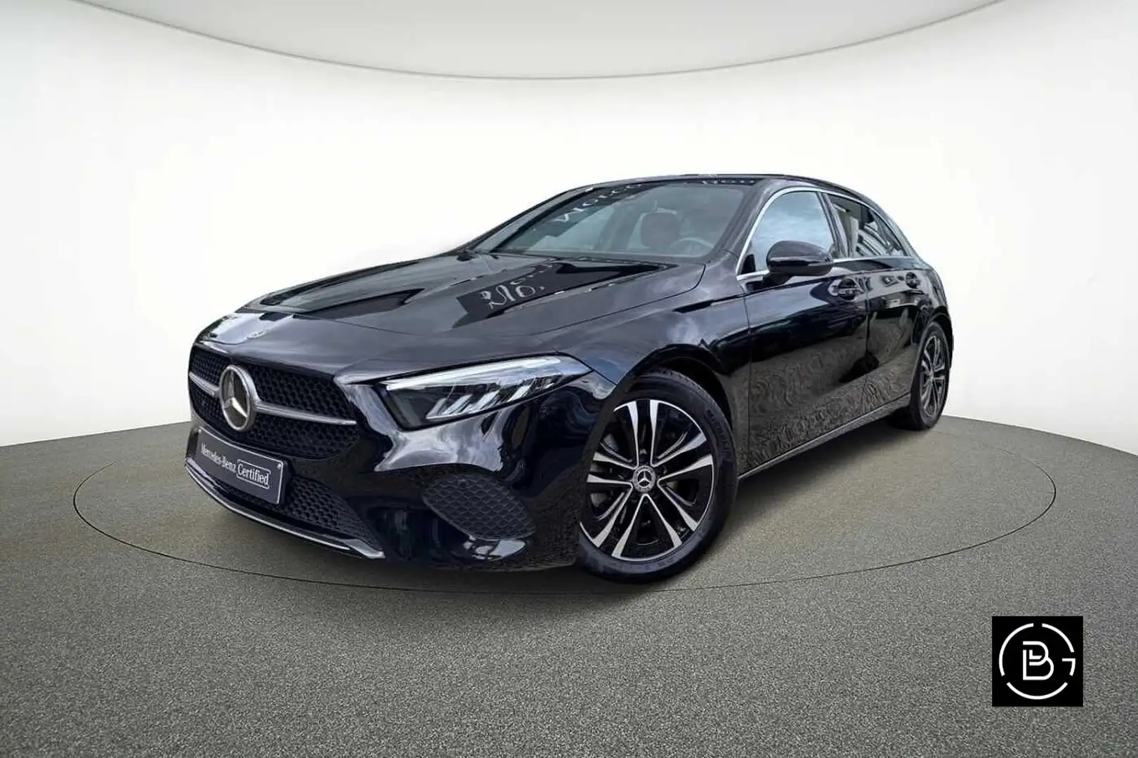 Mercedes-Benz A 180 d Business Line Schwarz - 1