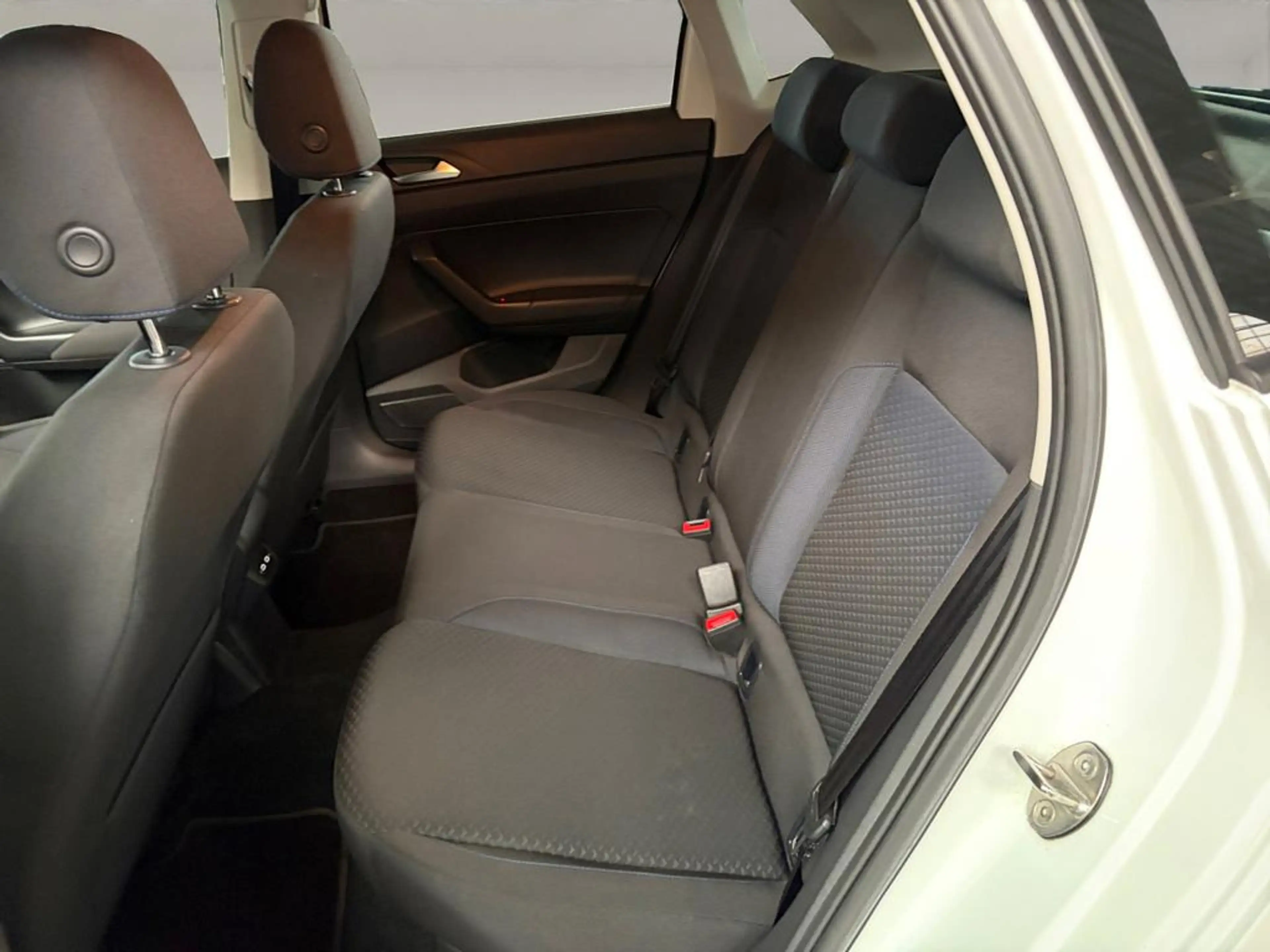 Volkswagen Polo Polo UNITED 1.0 59 kW (80 ch) 5 vitesses manuel — photo 9