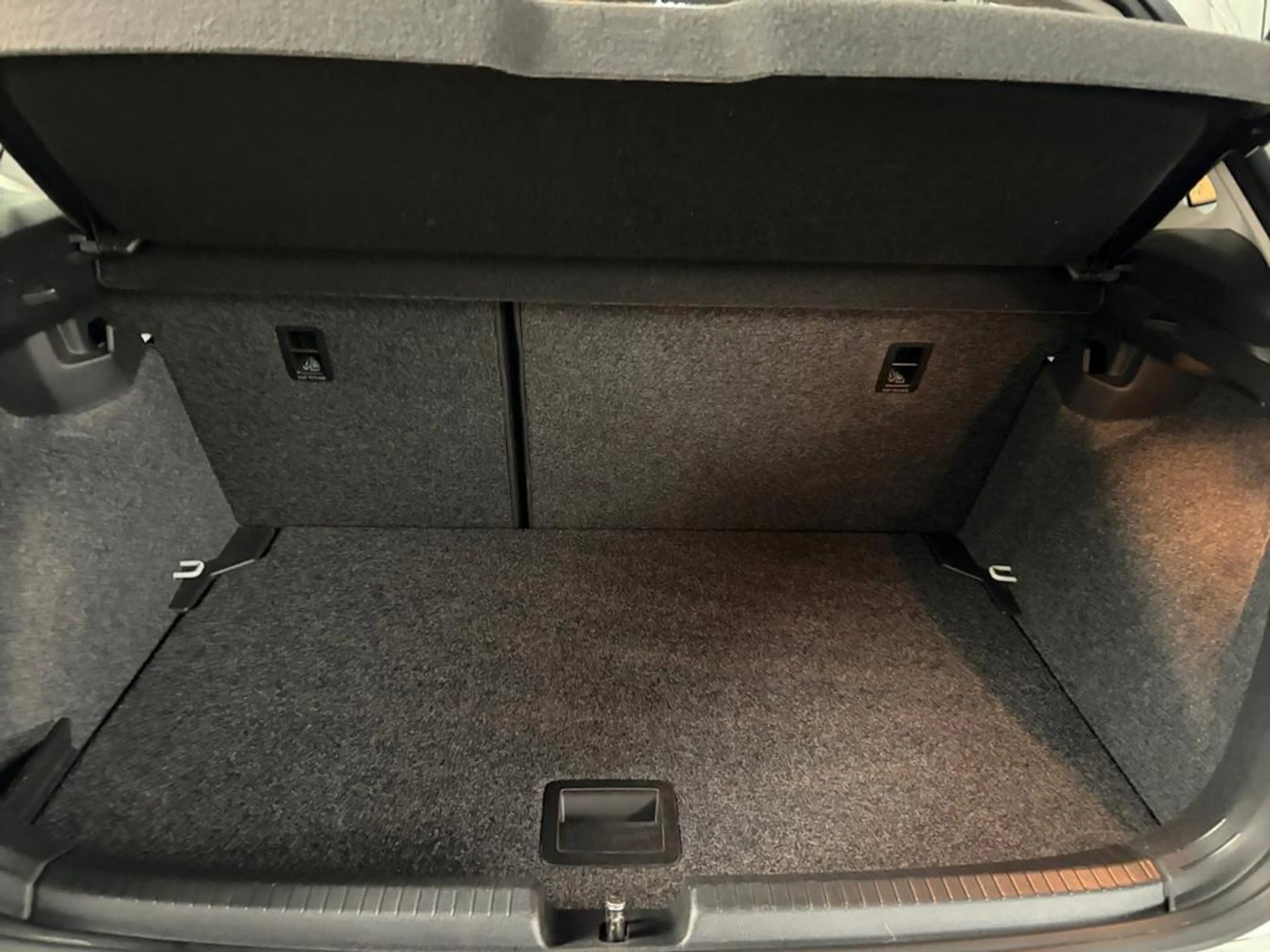 Volkswagen Polo Polo UNITED 1.0 59 kW (80 ch) 5 vitesses manuel — photo 11