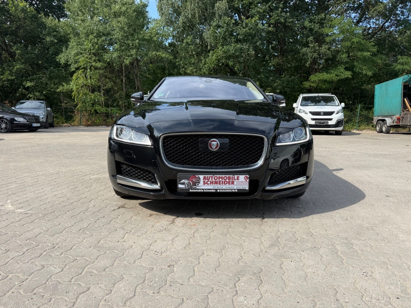 Jaguar XF Prestige — photo 3