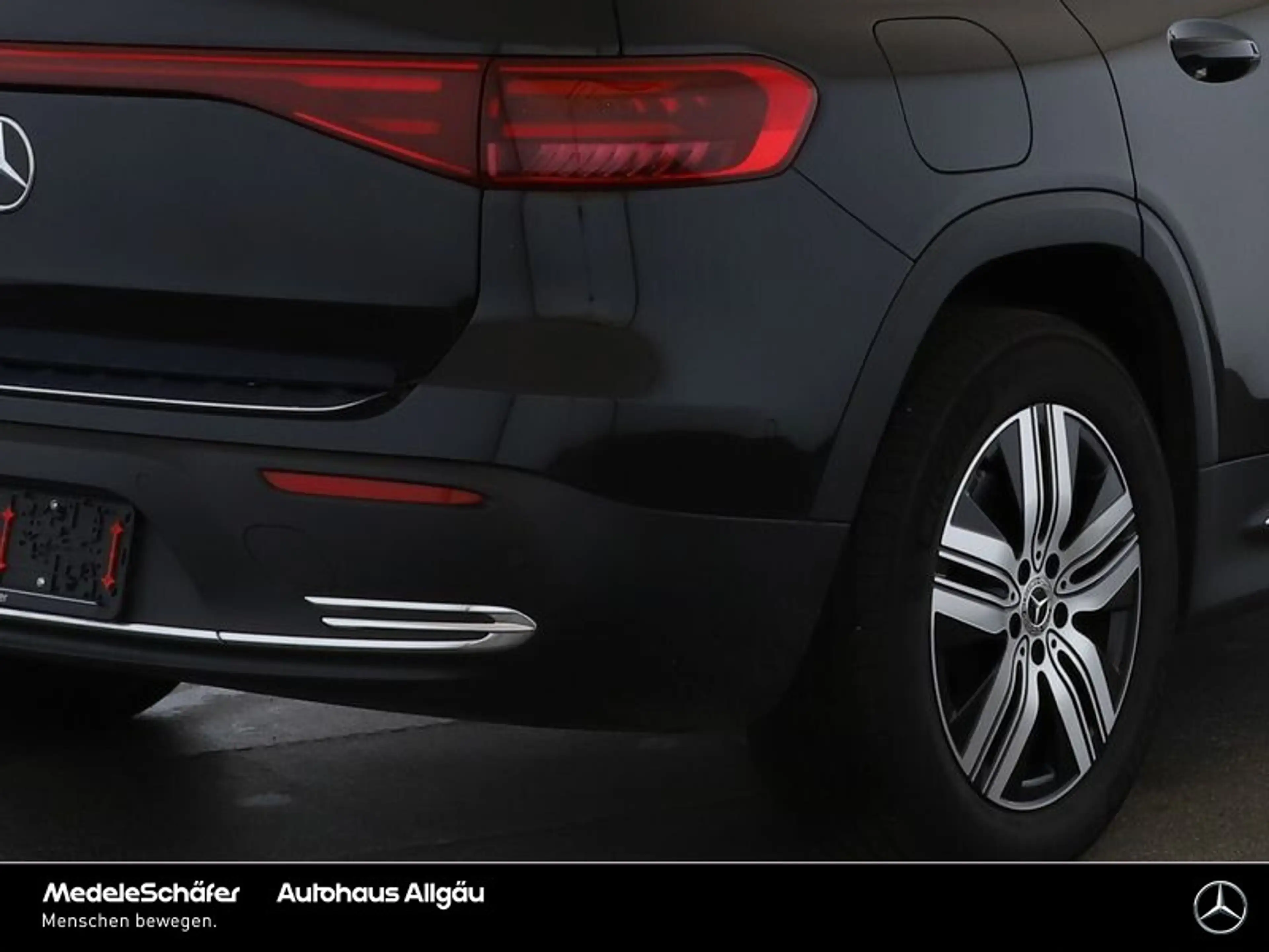Mercedes-Benz EQB 250 EQB 250+ Progressive Advanced 18" Soundsystem Dist — photo 9