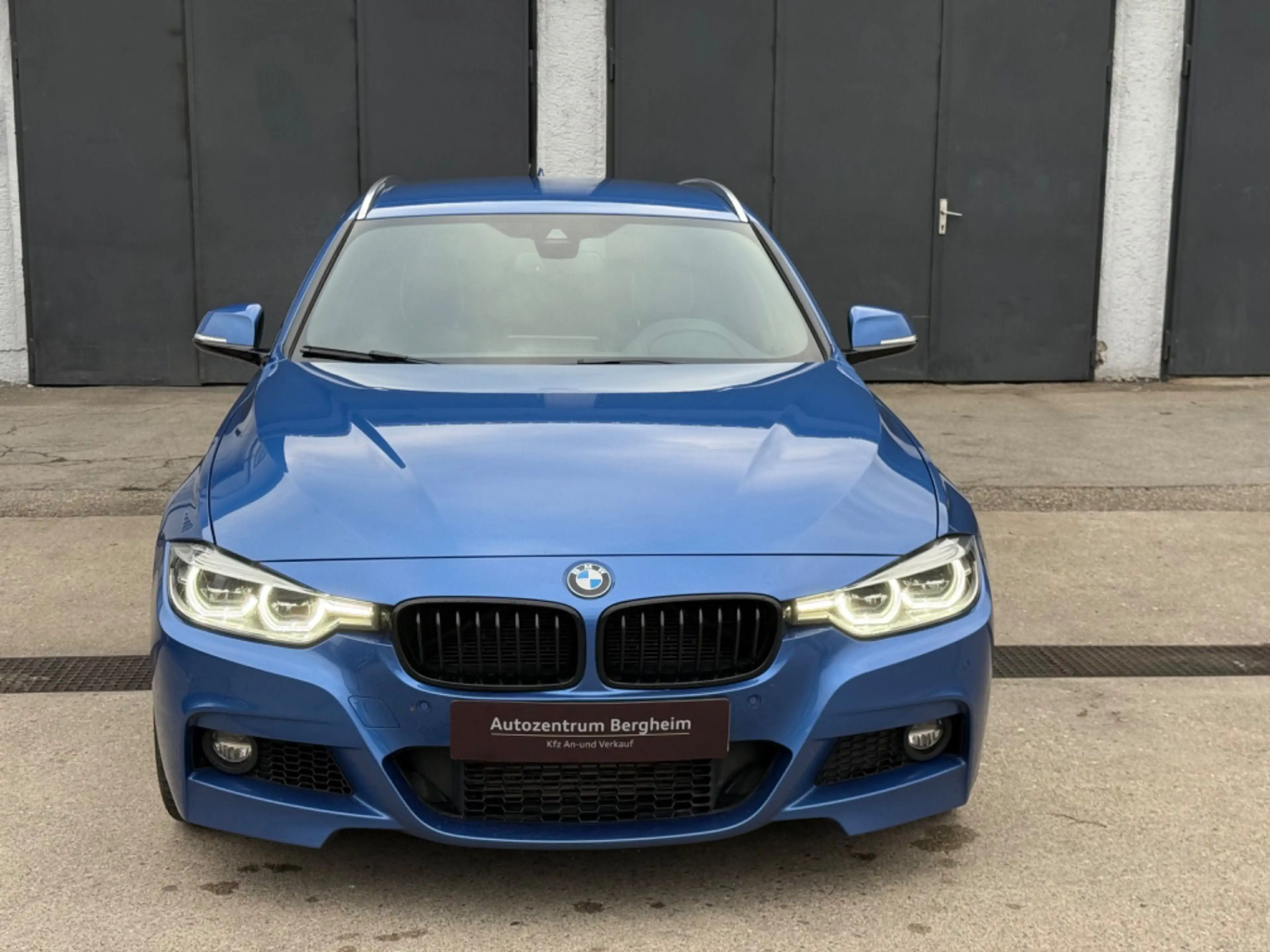 BMW 335 3er-Reihe Kombi Allrad Diesel (F31)  xDrive Touri — photo 5