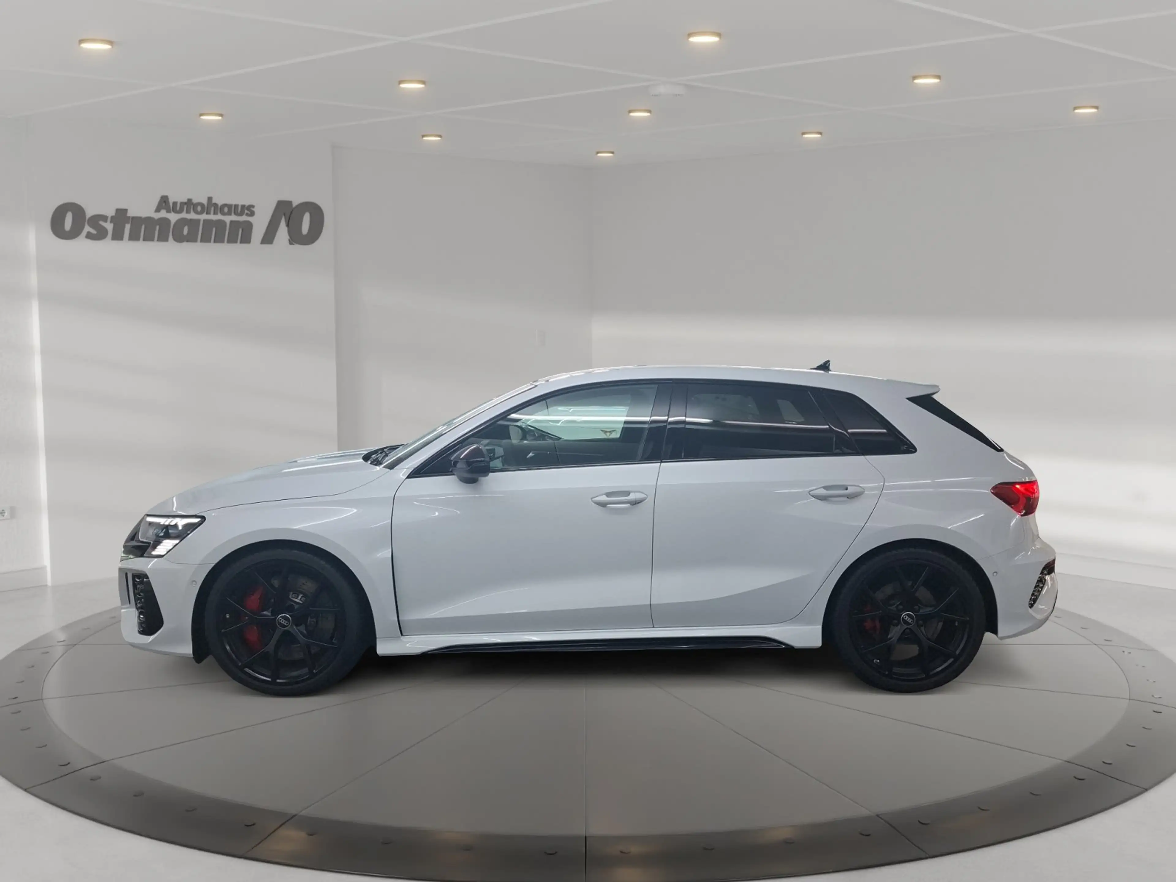 Audi RS3 RS 3 Sportback 2.5 TFSI quattro 280 km/h RFK B&O — photo 2