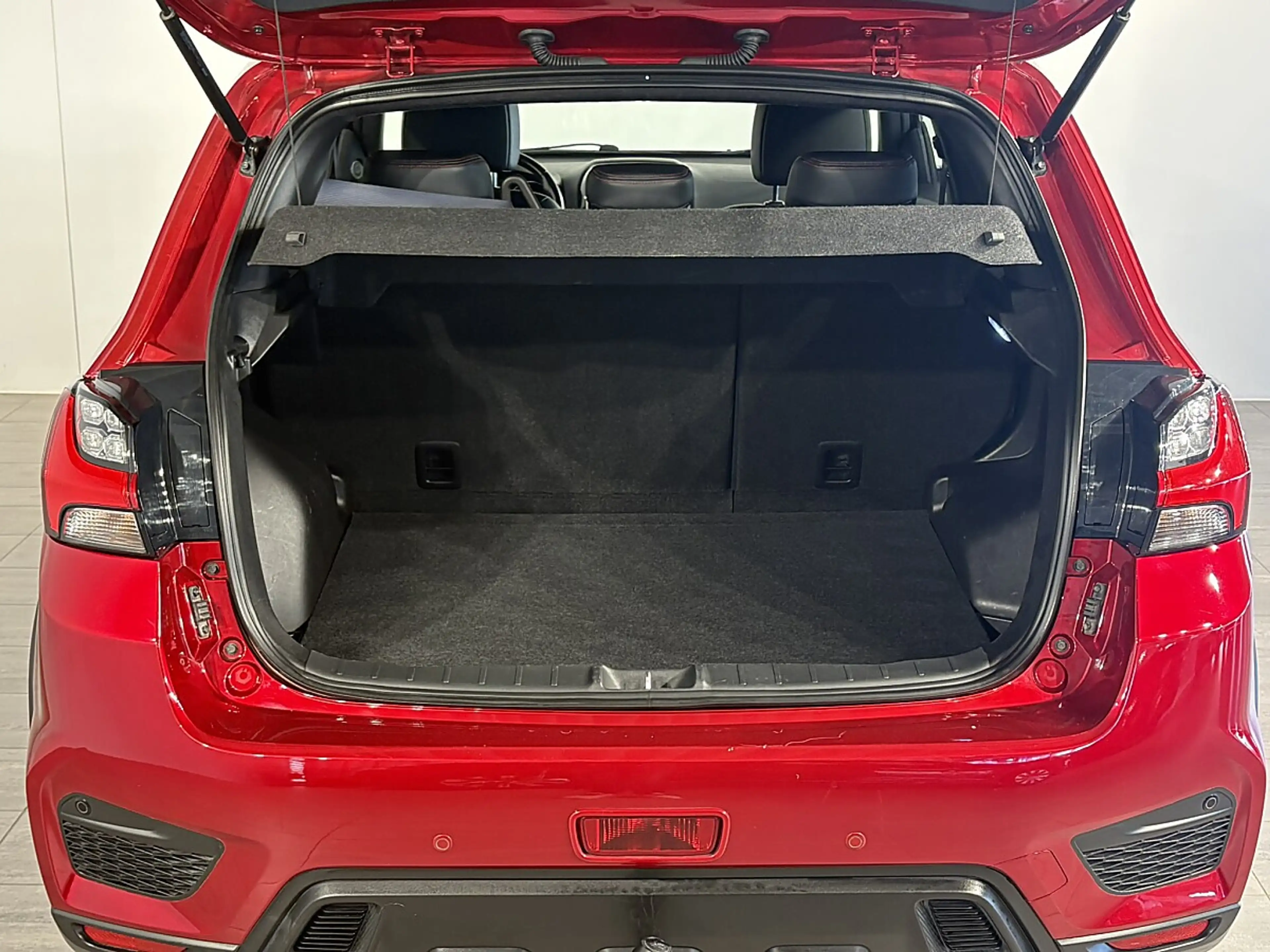 Mitsubishi ASX 2,0 MIVEC Invite Aut. — photo 9