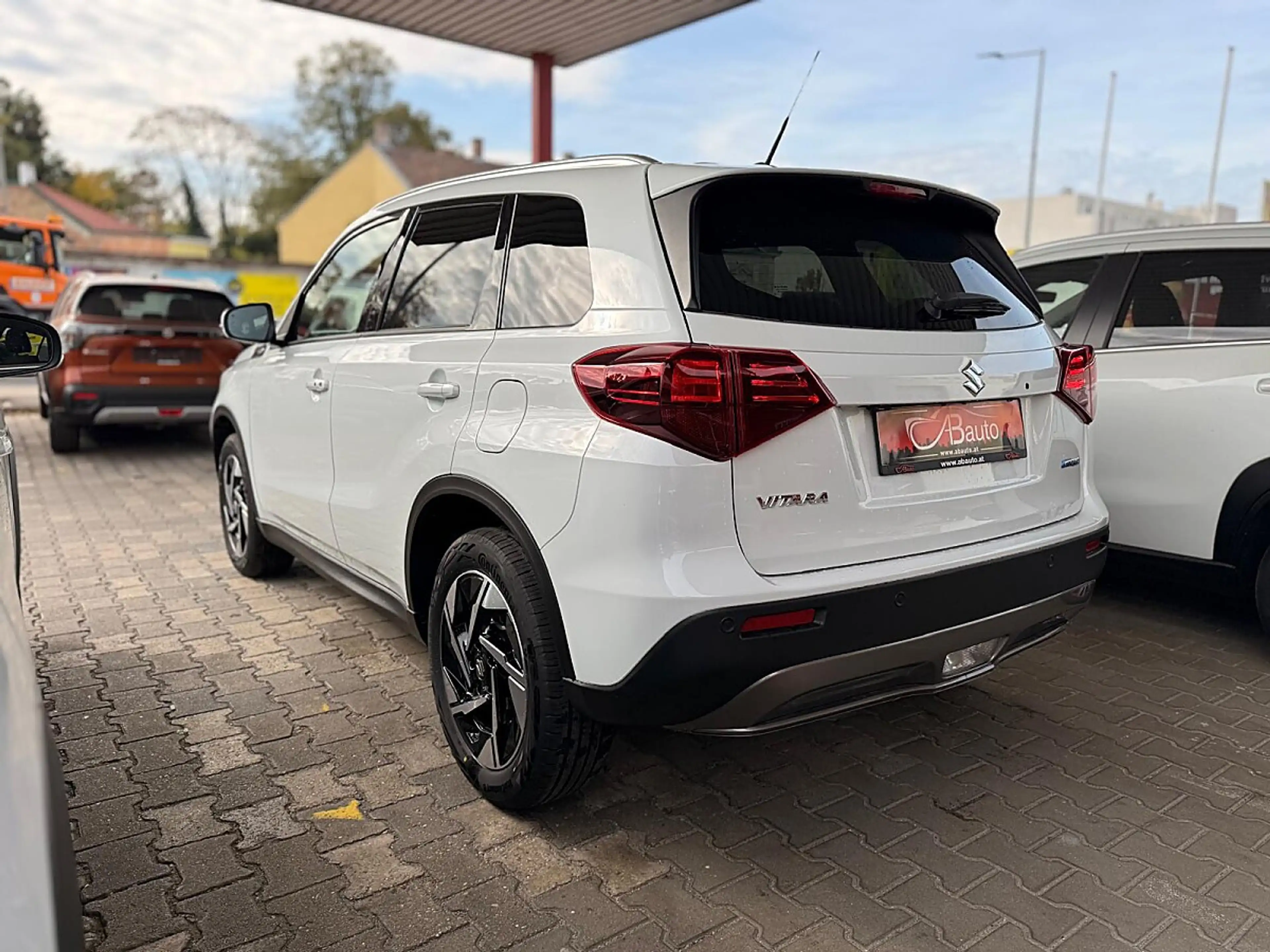 Suzuki Vitara 1,4 Hybrid ALLGRIP flash Aut. — photo 5