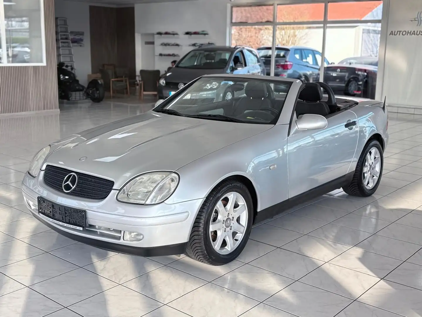 Mercedes-Benz SLK 230 2.3L+Leder+Carbon+El.Fenster+SHZ+Klima Silber - 2