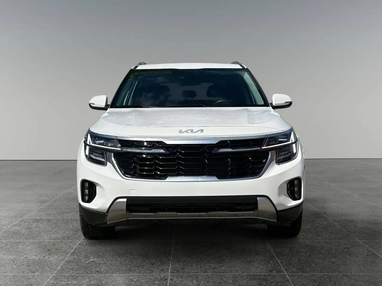 Kia Seltos снимка Kia Seltos