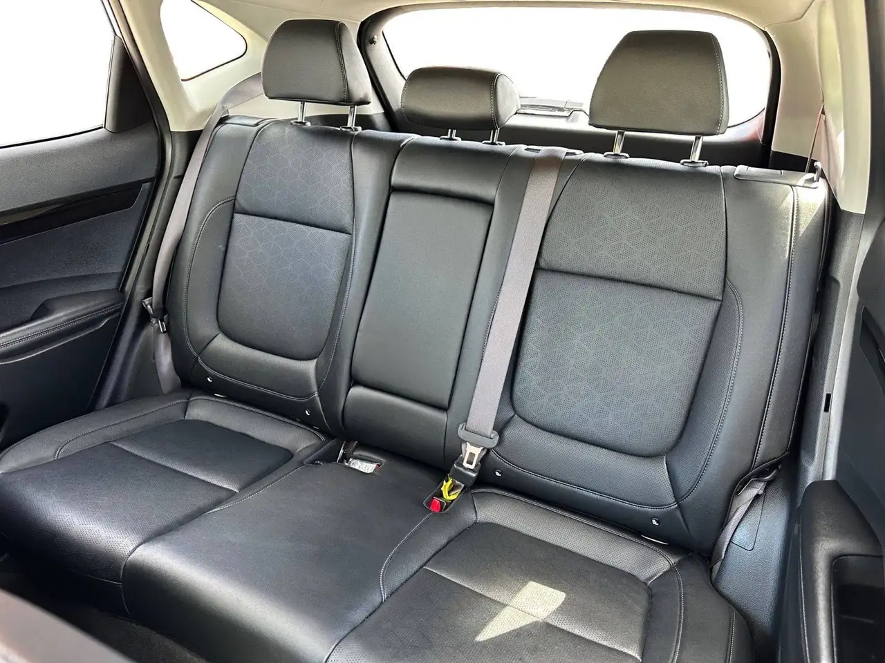 Kia Seltos снимка Kia Seltos