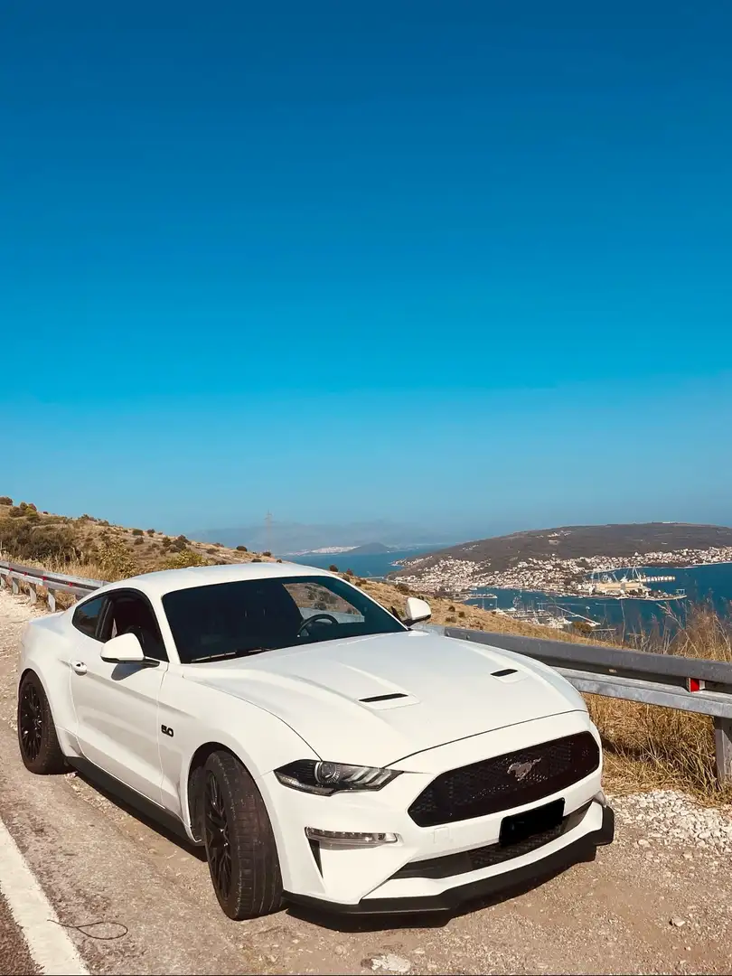 Ford Mustang Fastback 5.0 Ti-VCT V8 Aut. GT Bianco - 2