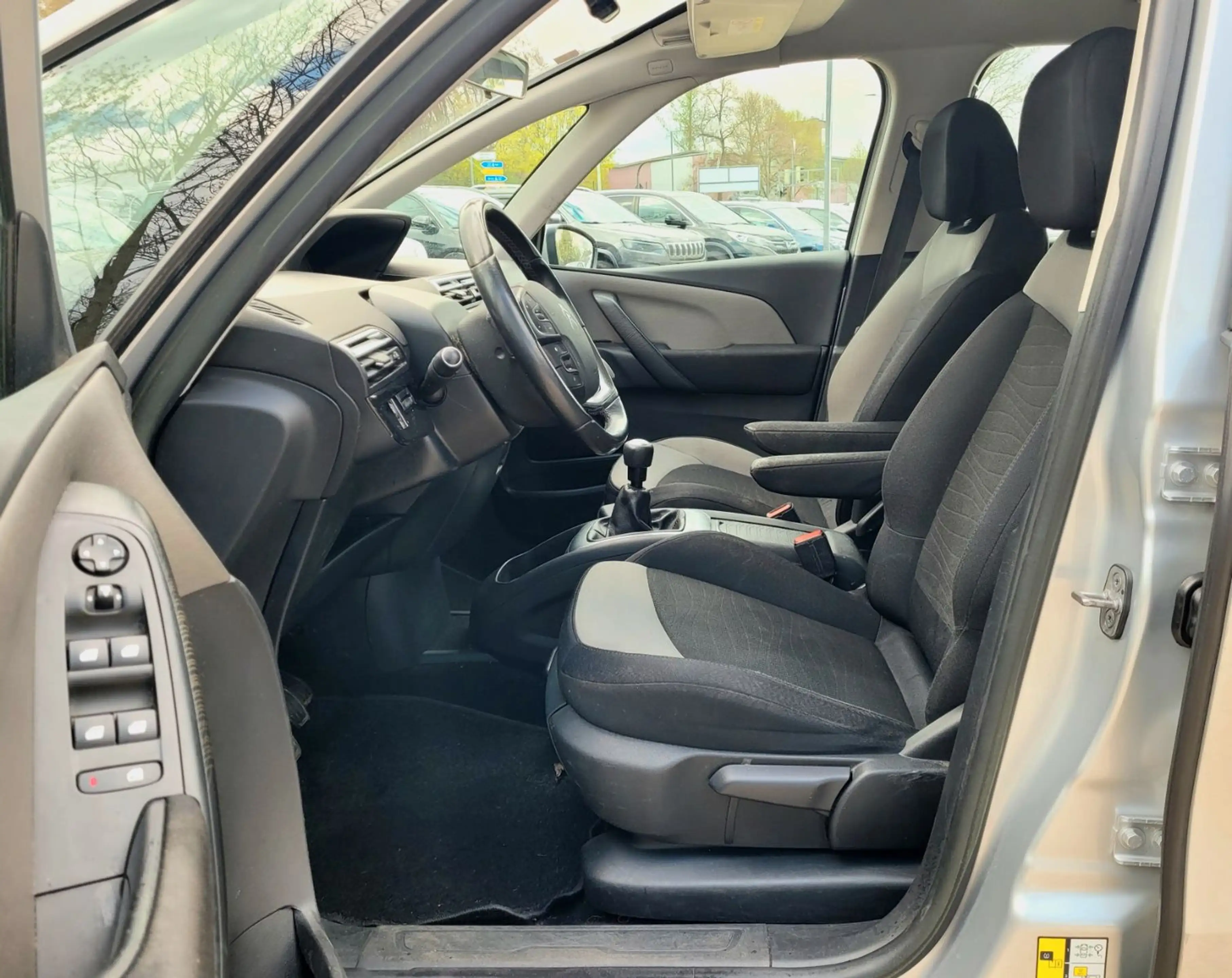 Citroen C4 SpaceTourer 7 Sitze*Navi*R-Cam*Temp*SZH*Klima — photo 13