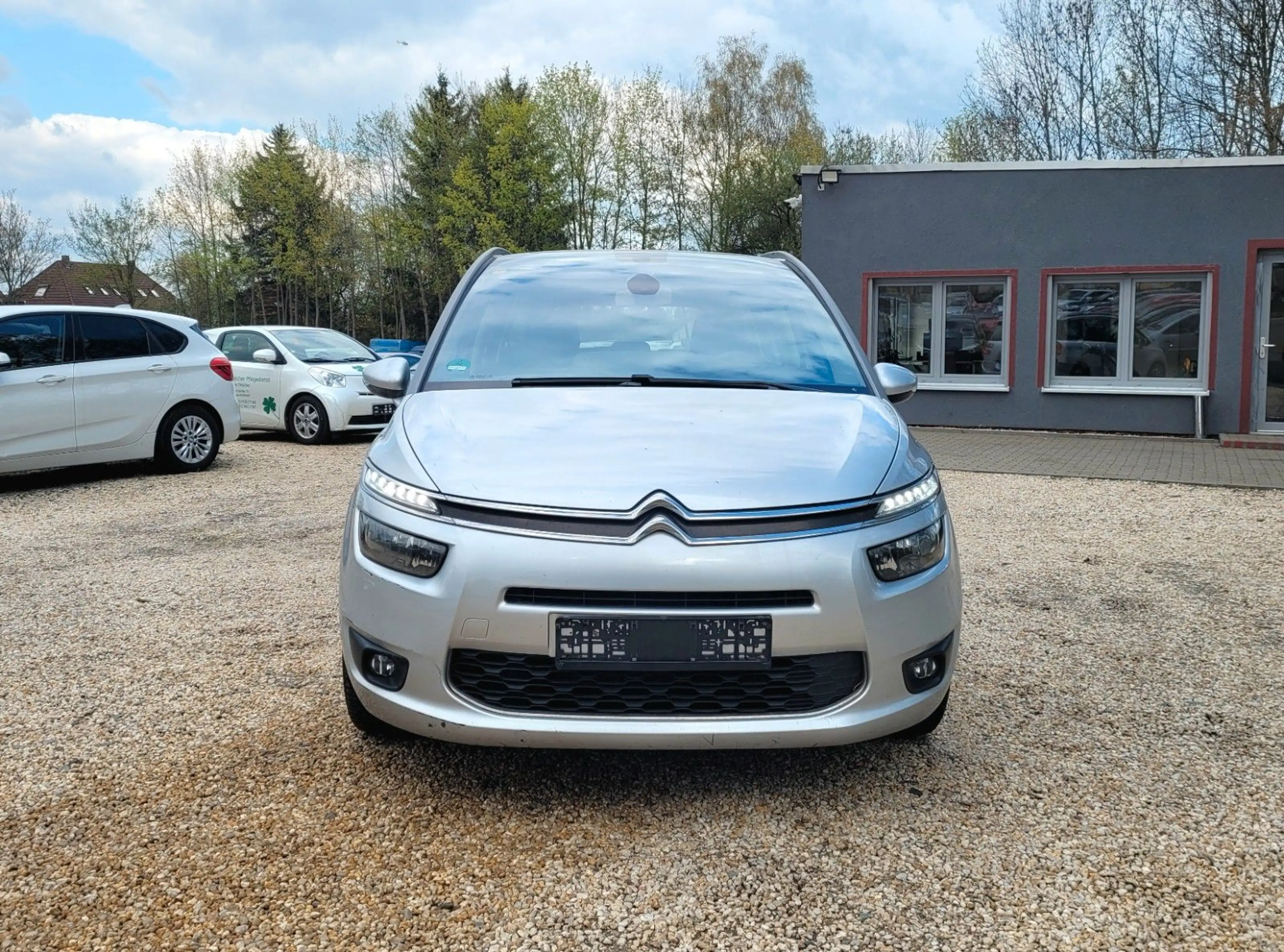 Citroen C4 SpaceTourer 7 Sitze*Navi*R-Cam*Temp*SZH*Klima — photo 9
