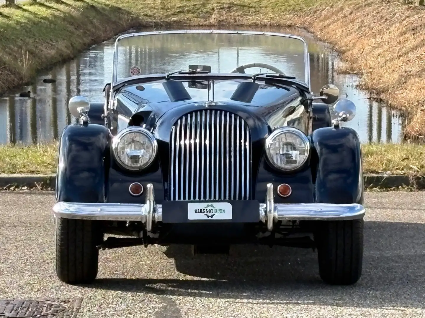 Morgan Plus 4 LHD Blau - 1