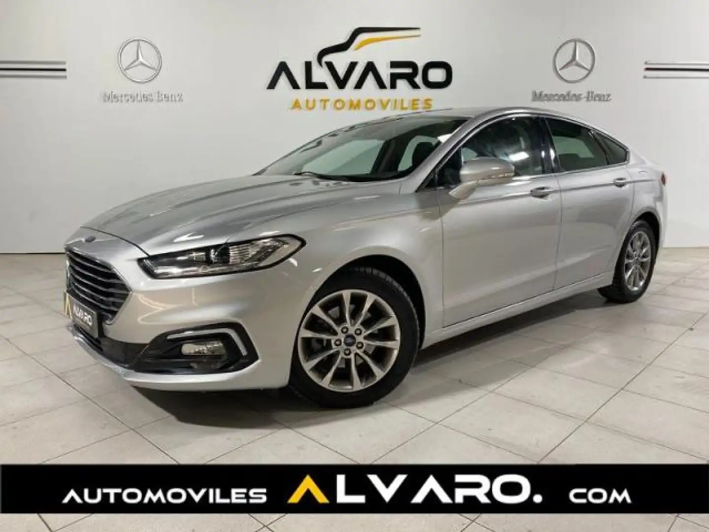 Ford Mondeo 2.0TDCI Titanium 150 Gris - 1
