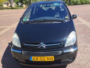 Xsara Picasso 2.0i-16V Attraction