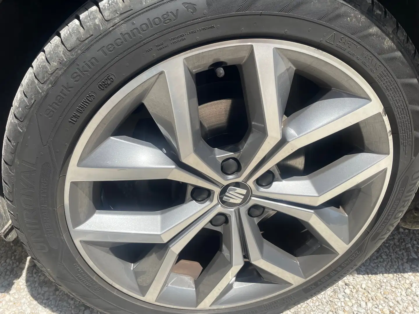 SEAT Leon ST X-Perience 2,0 TDI CR 4Drive Schwarz - 2
