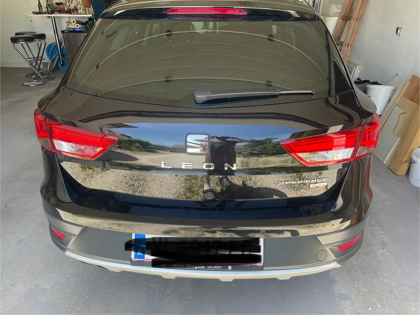 SEAT Leon ST X-Perience 2,0 TDI CR 4Drive Czarny - 1