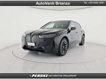 iX xDrive50 Pacchetto Sportivo