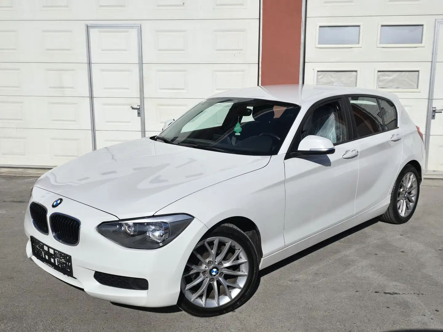 BMW 116 d *Pickerl NEU* Weiß - 1