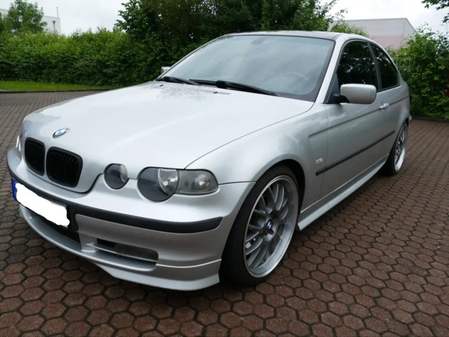 BMW 325 E46 325ti Compact Individual/6 Zylinder/192 PS Argent - 2