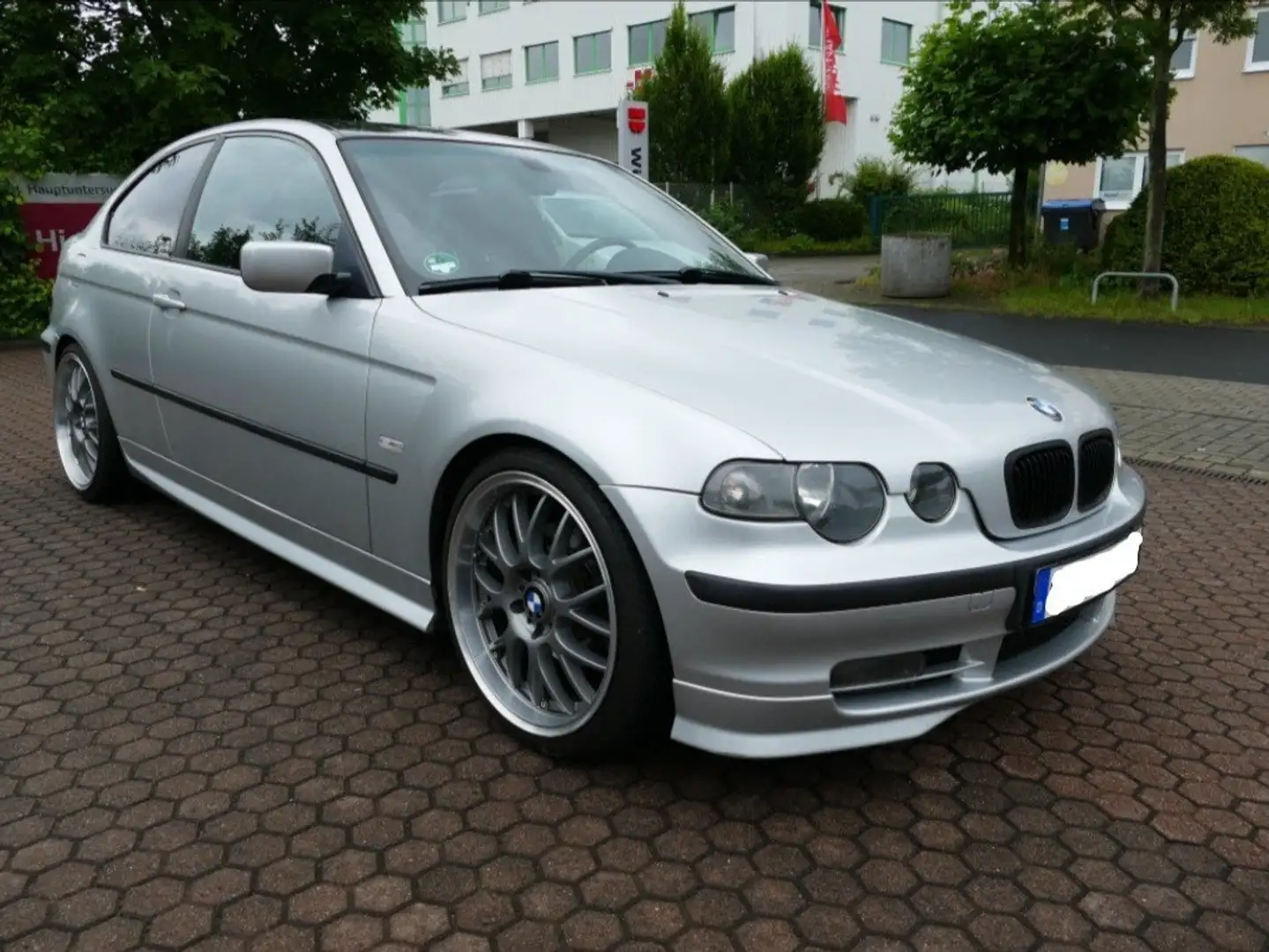 BMW 325 E46 325ti Compact Individual/6 Zylinder/192 PS Argent - 1