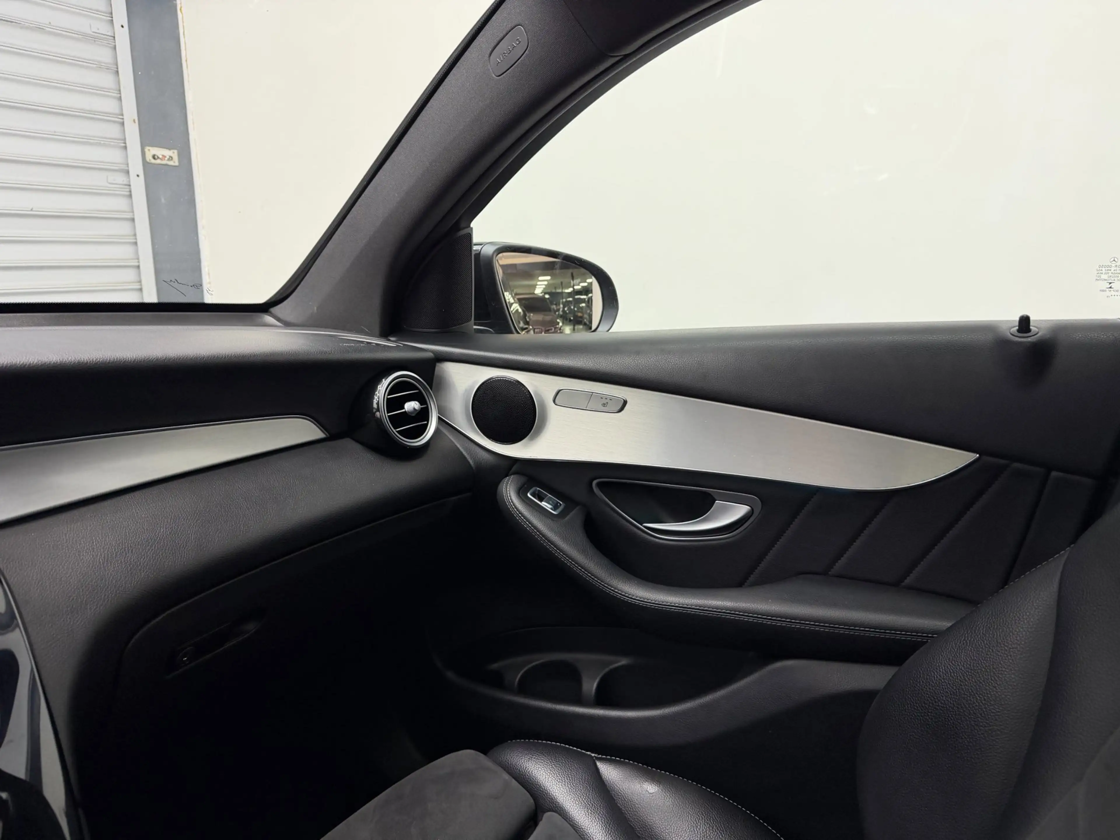 Mercedes-Benz GLC 250 Coupé 4MATIC AMG - Pano - Camera - Cruise - Dealer — photo 11