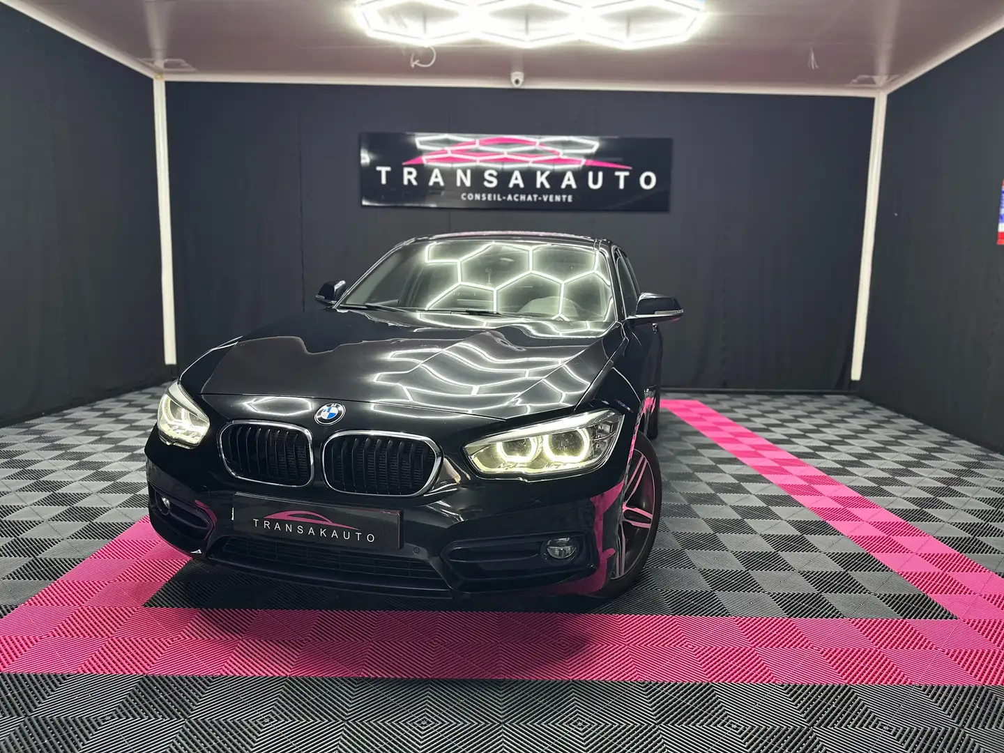 BMW 116 116 d EfficientDynamics Edition Czarny - 1