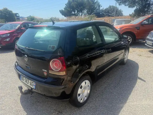 Volkswagen Polo view 5
