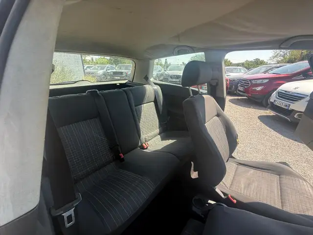 Volkswagen Polo view 13