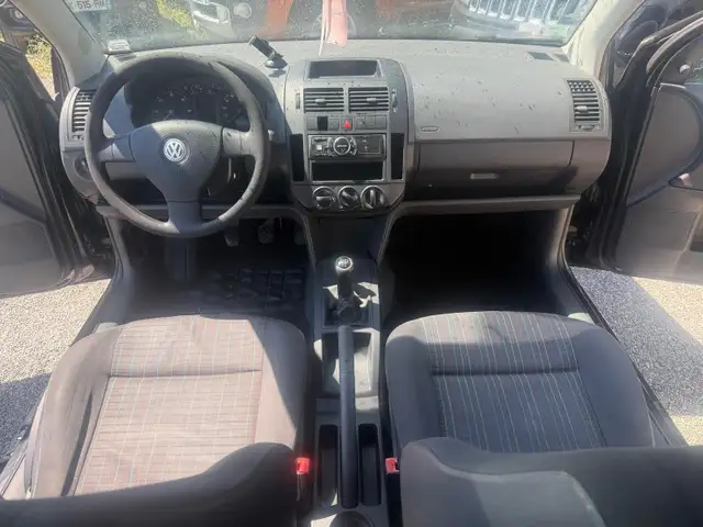 Volkswagen Polo view 7