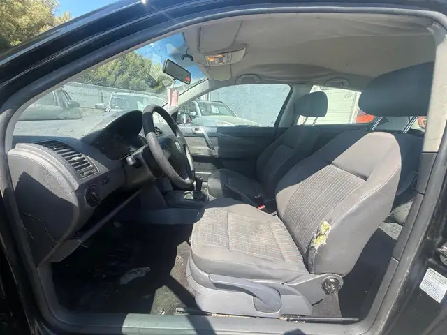 Volkswagen Polo view 9