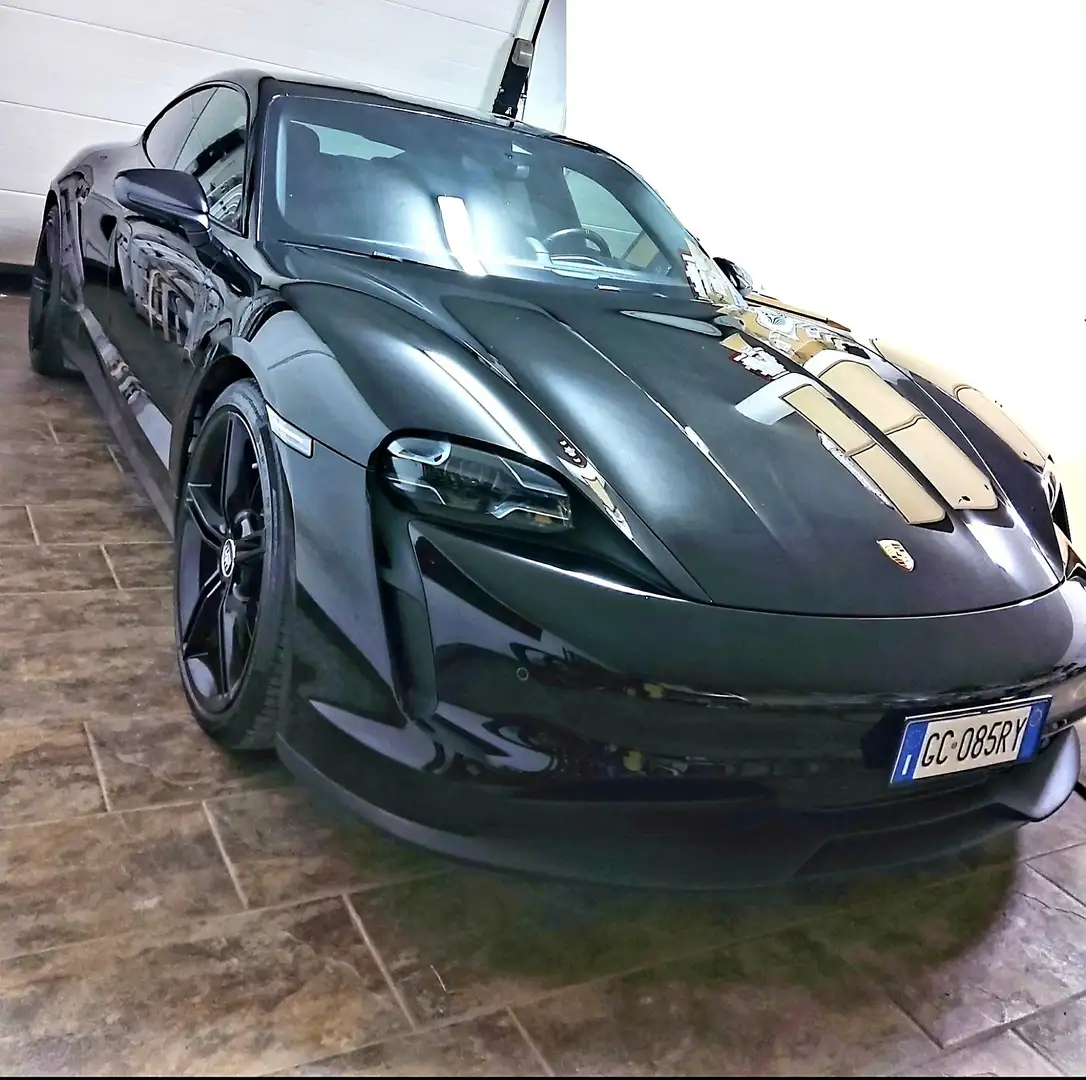Porsche Taycan 4S PERFORMANCE 571CV con ANCORA 1 ANNO di GARANZIA Nero - 1
