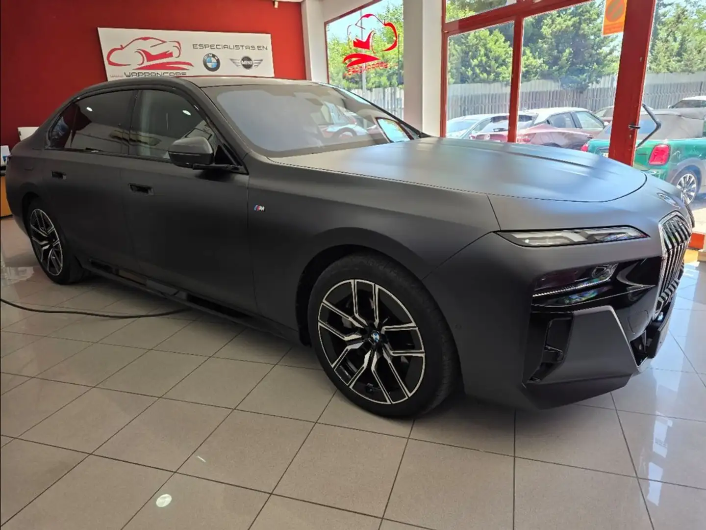 BMW 750 750e xDrive Gris - 1