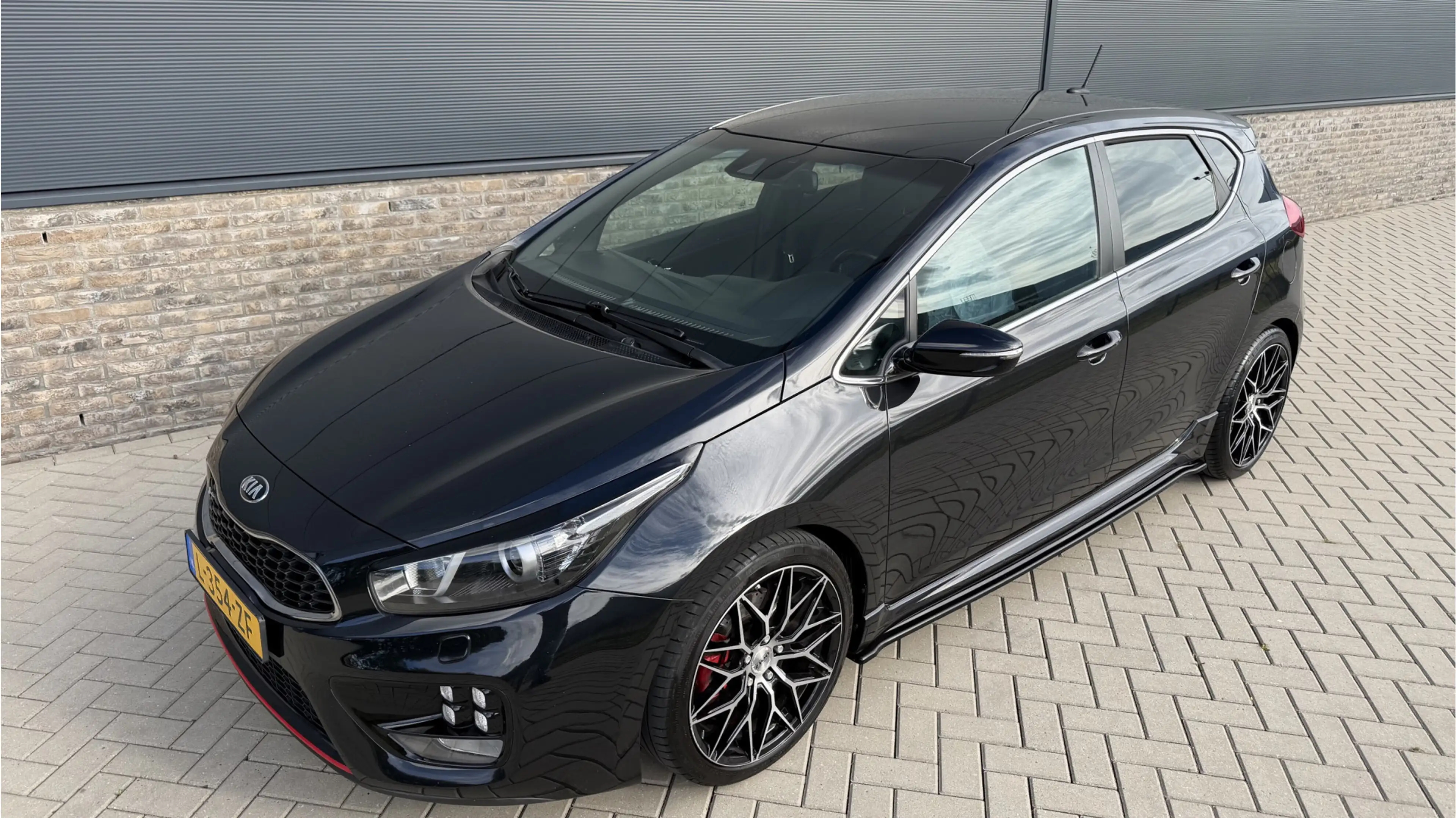 Kia Ceed / cee'd 1.6 GT Camera / 204 PK / Stoel+Stuur-verwarming — photo 4