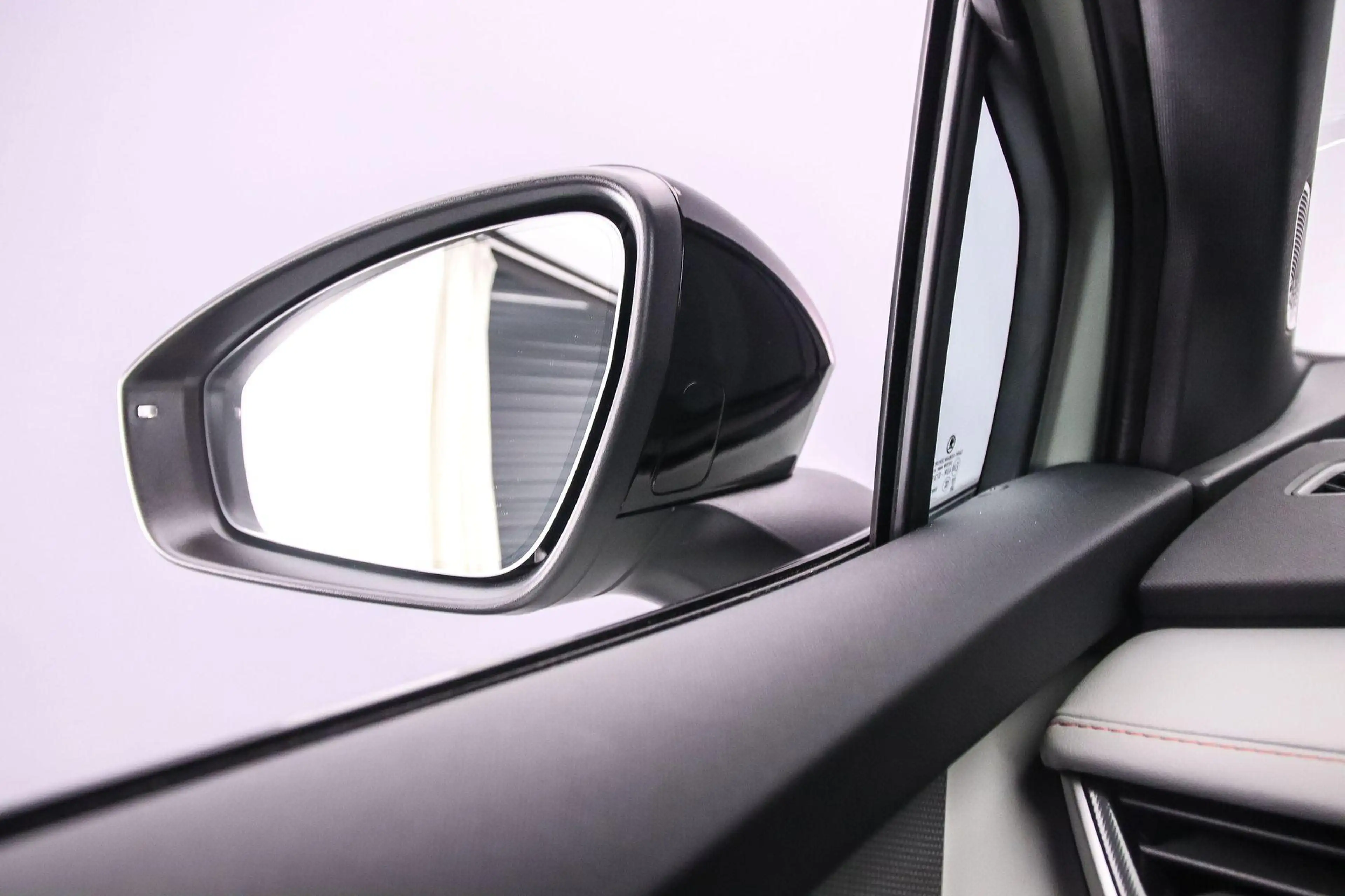 Skoda Elroq 85 First Edition 286pk Automaat Trekhaak, Adaptive — photo 14