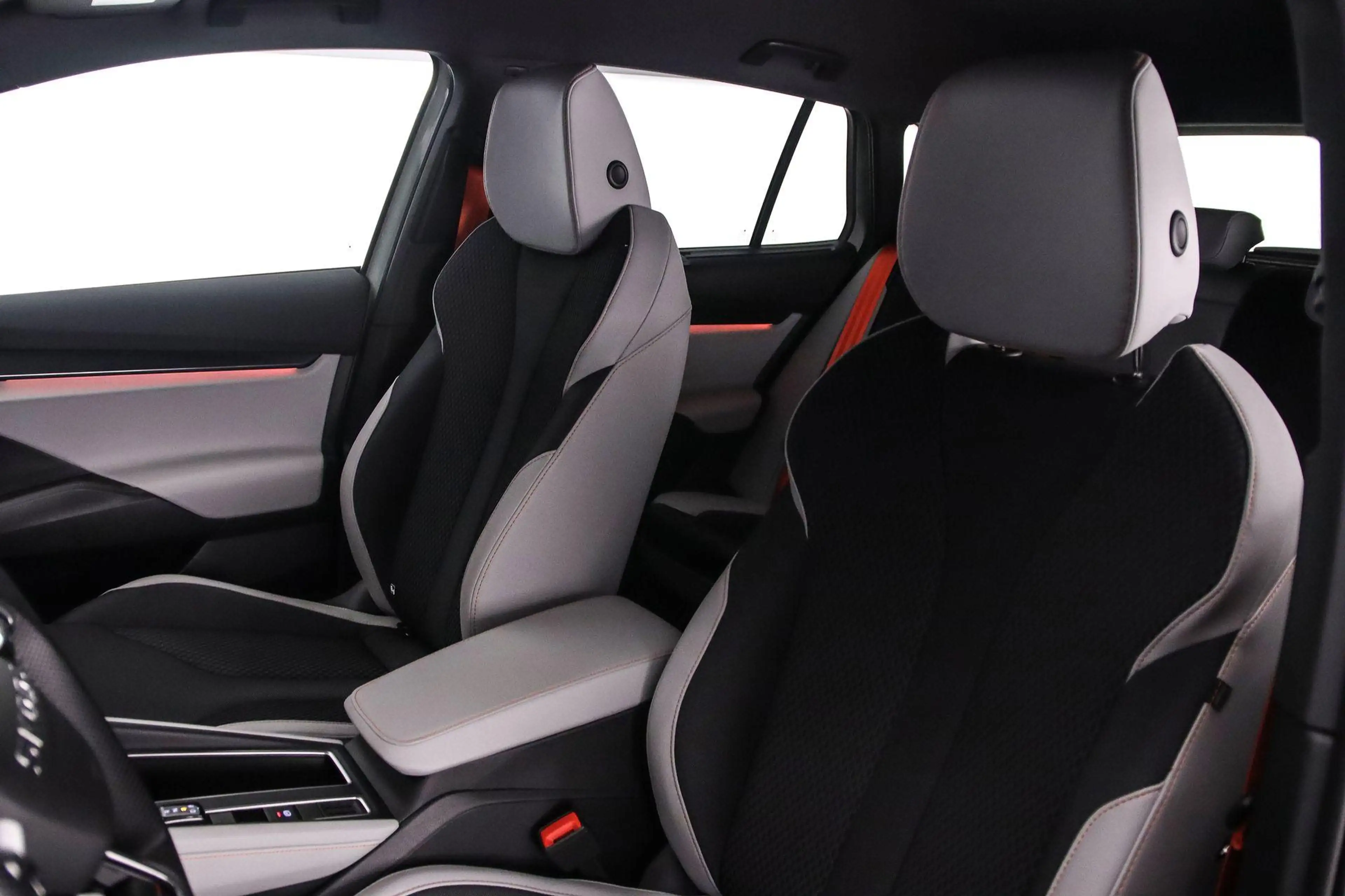 Skoda Elroq 85 First Edition 286pk Automaat Trekhaak, Adaptive — photo 4