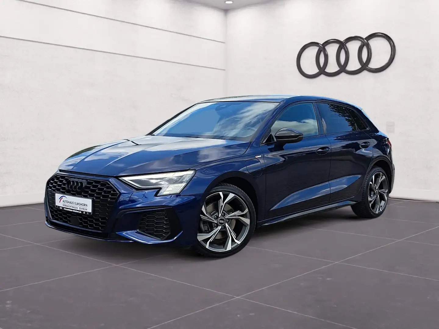 Audi A3 Sportback S line 40 TFSIe S tronic PANO NAV MATRI Blau - 2