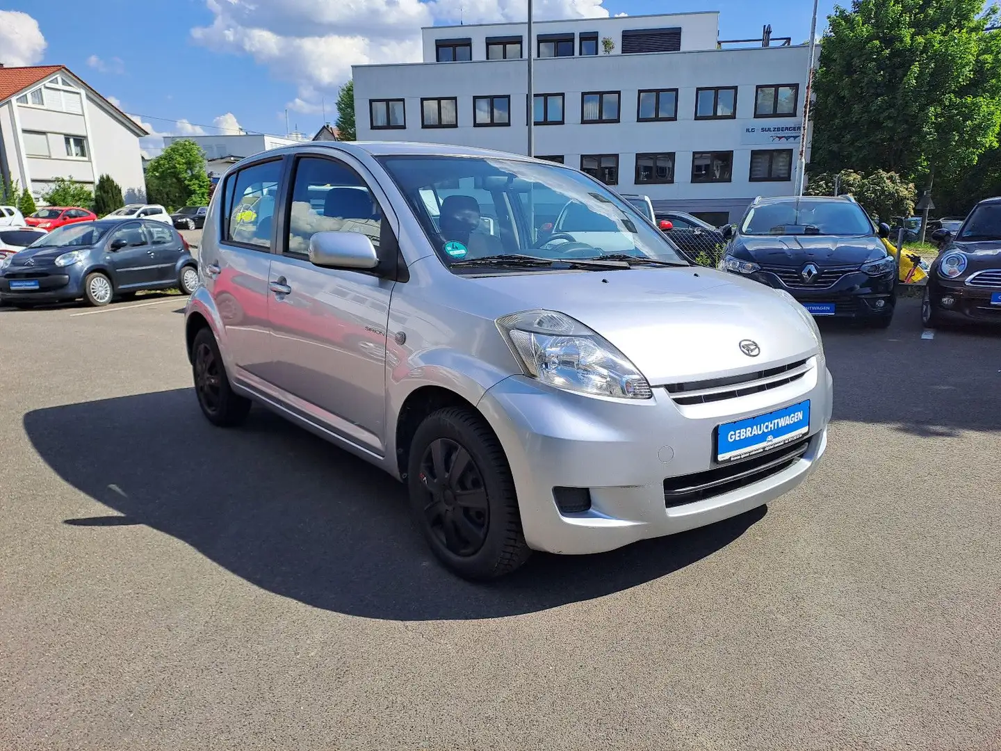 Daihatsu Sirion 1.0 HU+Inspektion+Reifen neu! Silber - 1