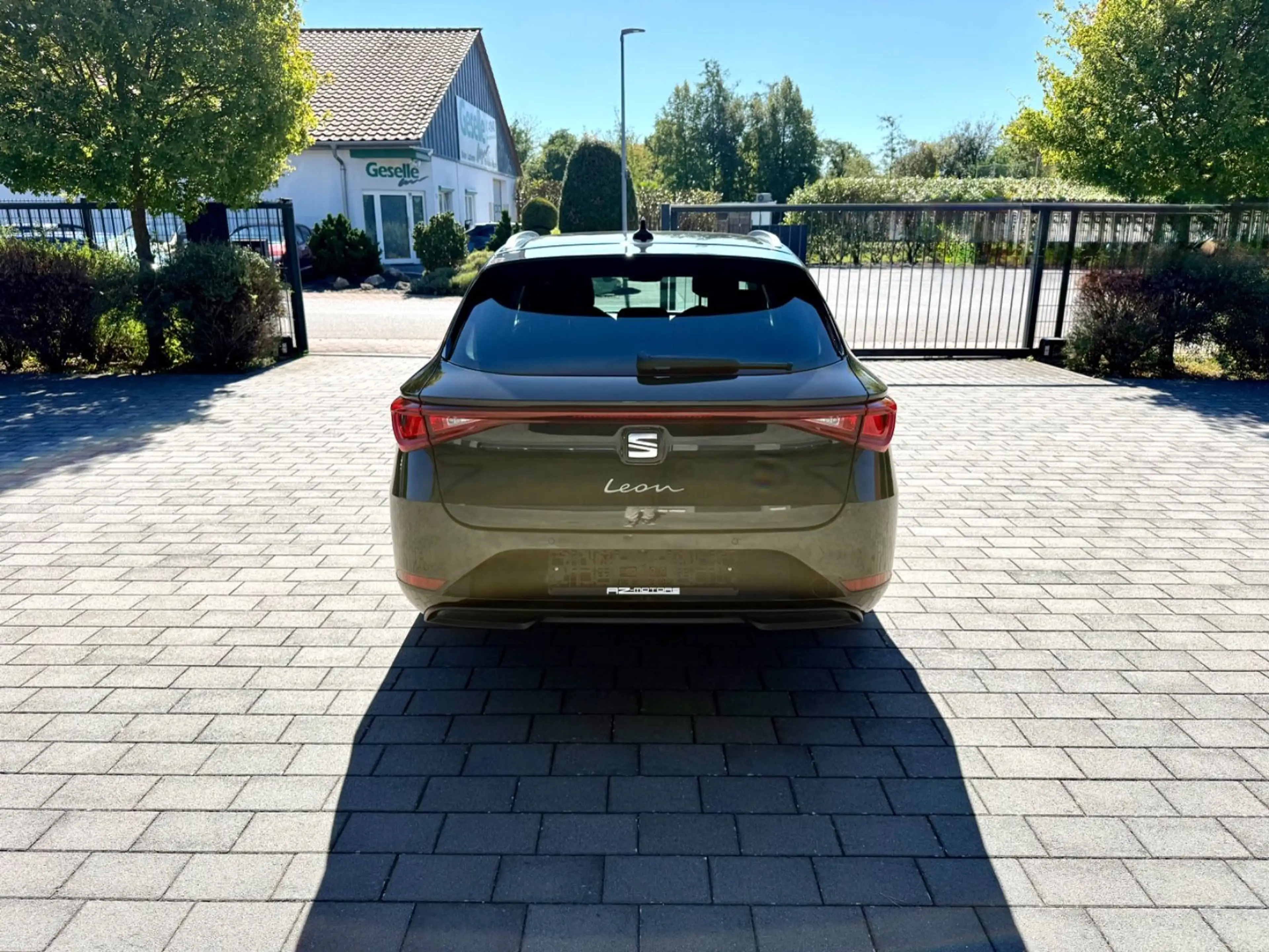 SEAT Leon Sportstourer 2.0 TDI Xcellence Standhz./AHK — photo 8