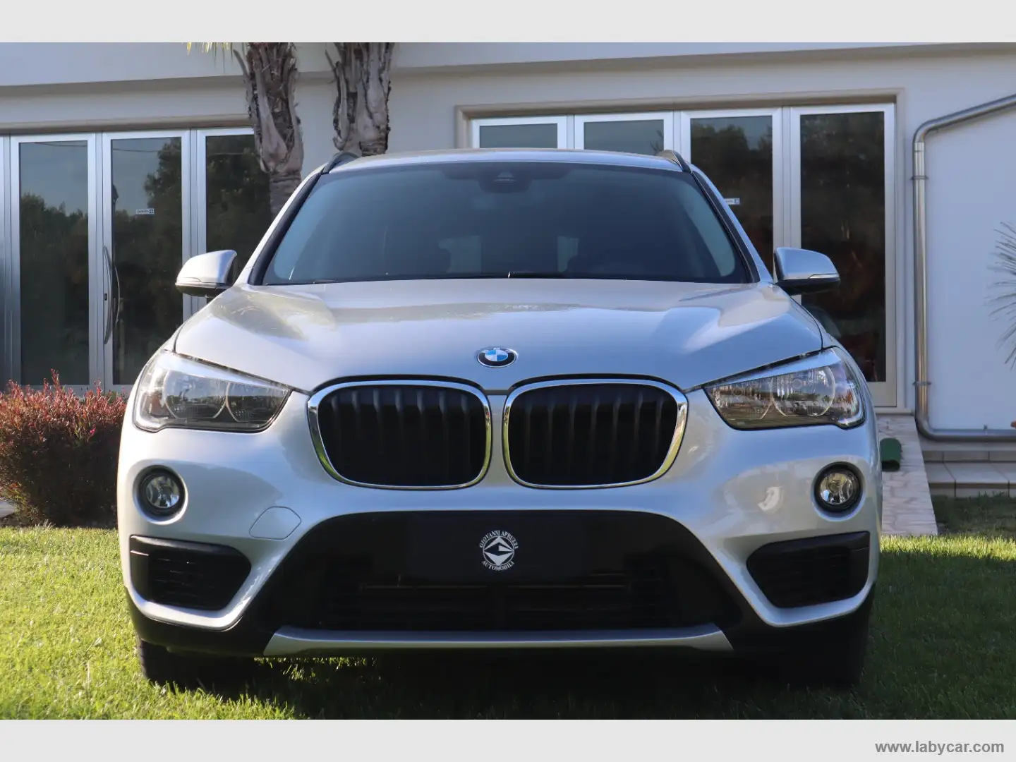 BMW X1 sDrive18d Business Grigio - 2