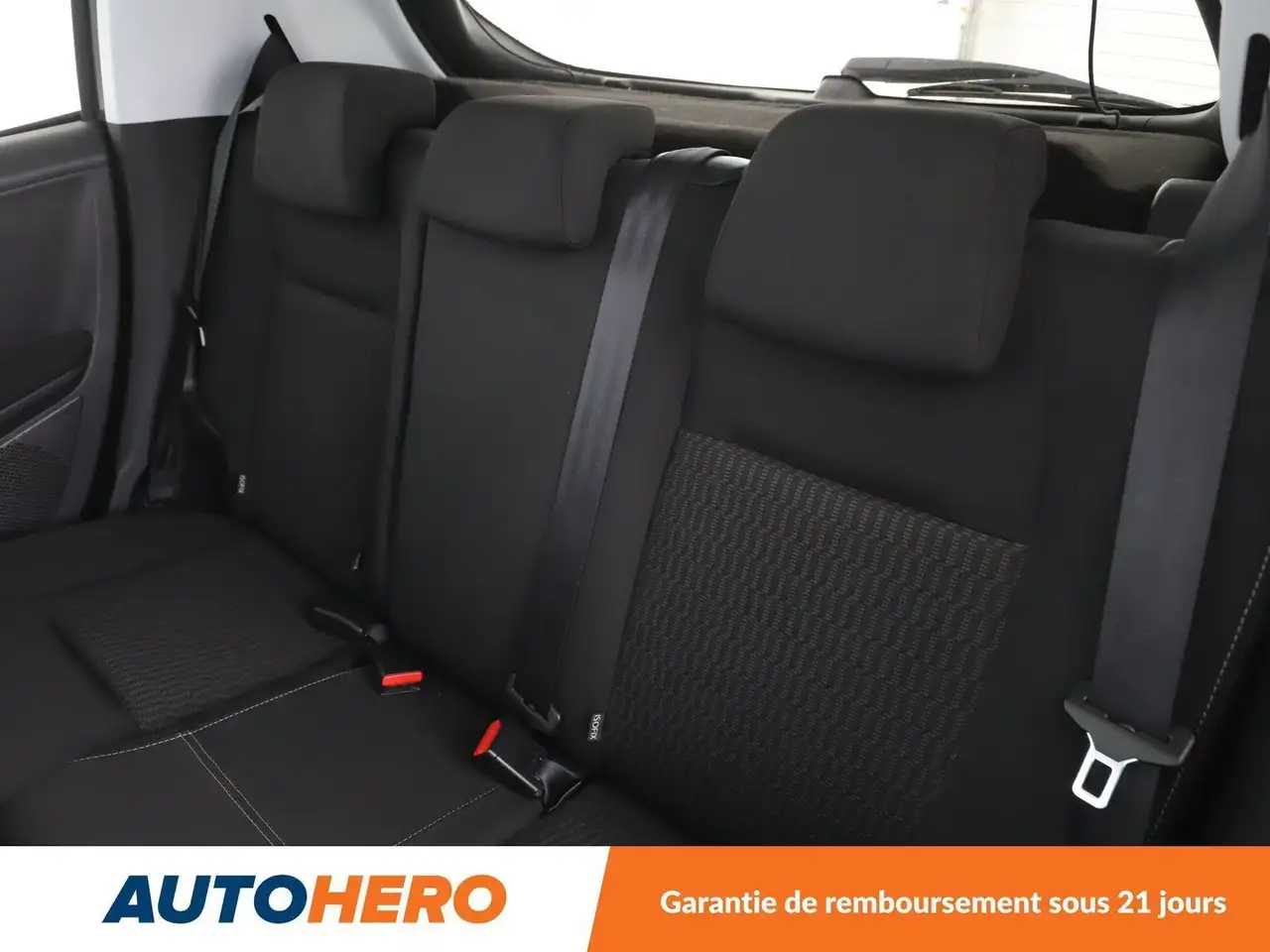 Peugeot 208 208 — photo 14