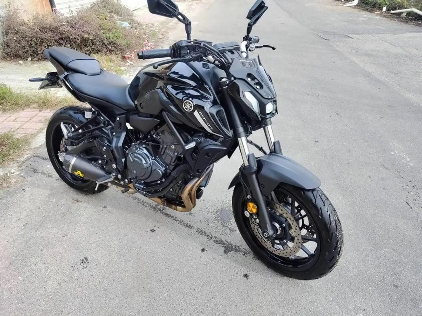 Yamaha MT-07 Nero - 2