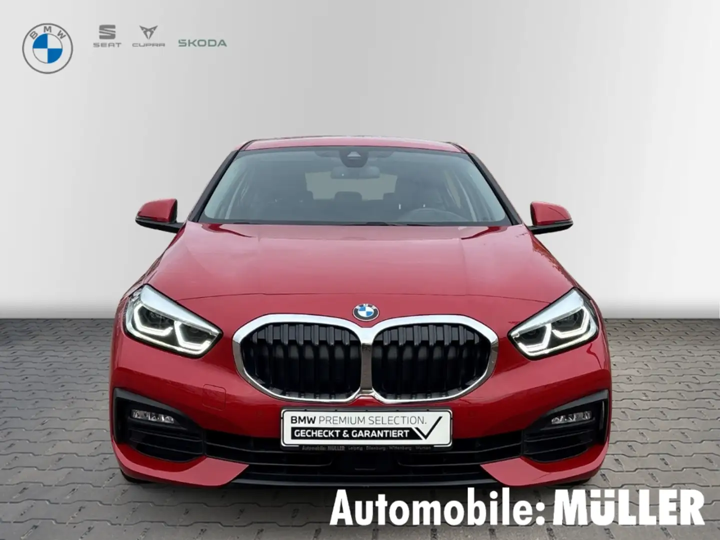 BMW 118 d Limousine HUD Navi Digitales Cockpit LED Sperrdi Rot - 2